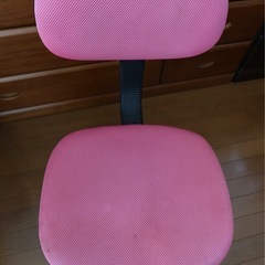 勉強椅子の画像