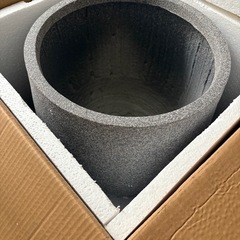 未使用新品グレー鉢植えの画像