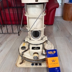 レトロなストーブ（アラジン）
ガードつきの画像