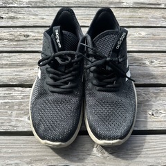 他商品セット購入で値引き！adidas スニーカー　25.5センチの画像