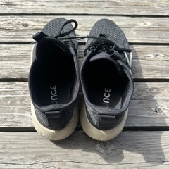 他商品セット購入で値引き！adidas スニーカー　25.5センチの画像