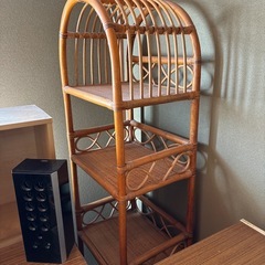 籐の棚　お話し中です
の画像