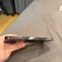 Apple iPhone 14 Promax 256 ディープパープル 本体の画像