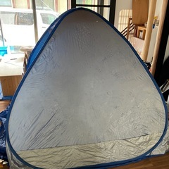 CAPTAIN STAG UVカット　ポップアップテント　フェス　キャンプ　バーベキュー　海水浴場など　非対面取引可能の画像