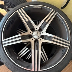 ベンツ　w213で使ってたホイールタイヤの画像