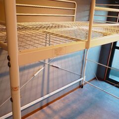 🌻✨👑完売👑✨🌻超美品ニトリ🌟定価４０,０００円→１５,０００円🌙有料配送可能🚚即日可🌞簡単組立🫶ニトリ🌷ロフトベッド🌟業界一の安全性と言われていますので、ネット通販には及びません🤗💕取り扱い説明書と組み立て工具は全て揃っています🌟幅210×奥行103.5×高さ179.5cm🌟ほとんどの普通乗用車に入ります🌟脚カバーは傷防止のための私物ですが、良かったらお取引の方に差し上げます🤭🌸の画像