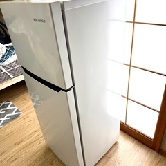 【中古美品】Hisense 2ドア冷蔵庫　120L の画像