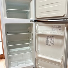 【中古美品】Hisense 2ドア冷蔵庫　120L の画像