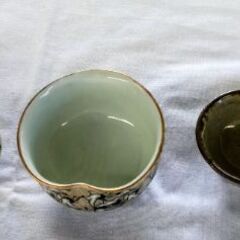 🍓 伝統的な絵柄の陶器製お猪口５個セットの画像