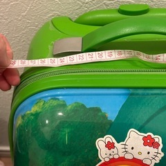 子供用スーツケースの画像