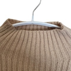 SHEIN ベージュ リブ編み ニット Sの画像