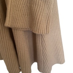 SHEIN ベージュ リブ編み ニット Sの画像
