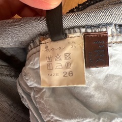 デニムパンツの画像