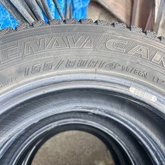 スタッドレスタイヤ
の画像