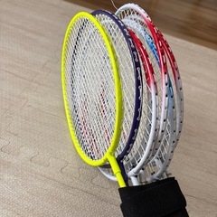 バドミントンラケット
の画像