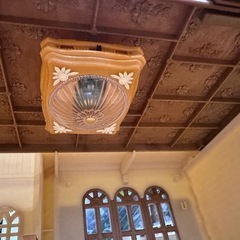 シルバニアファミリー　赤い屋根のエレベーターのあるお家　お人形　家具などのセットの画像