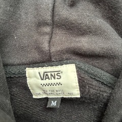 VANSパーカー黒　メンズMサイズの画像