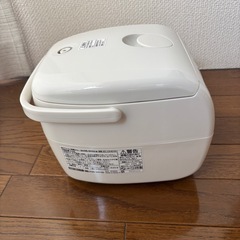 炊飯器　3合の画像