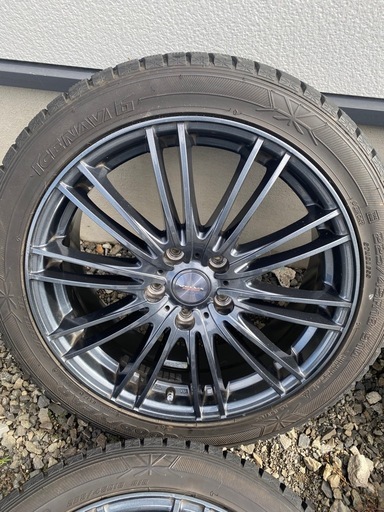 225/45R18 スタッドレスタイヤ