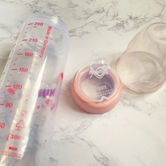【新品未使用】哺乳瓶　ヌークの画像