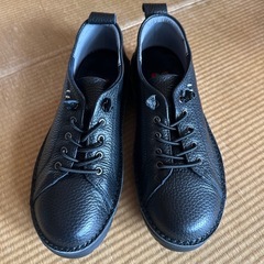 他商品セット購入で値引き！新品未使用品！　本革　スニーカーの画像