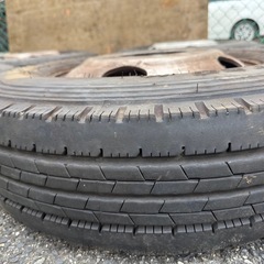 205/85R16  117/115NLTの画像