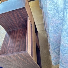 木製収納ラックの画像