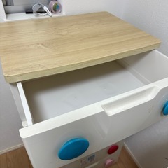 子供用チェストの画像