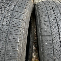 185/65r15 スタッドレスタイヤ
の画像