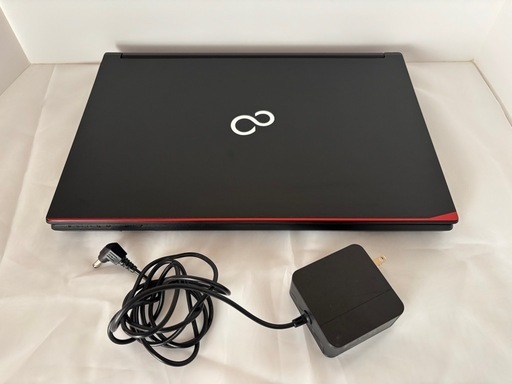 美品【Windows11 Pro_25H2✨】富士通LIFEBOOK A576 SX/2018年製/15.6インチ/メモリ8GB/SS