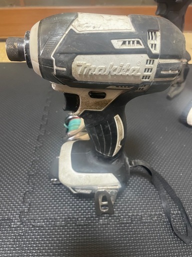 マキタインパクト18V