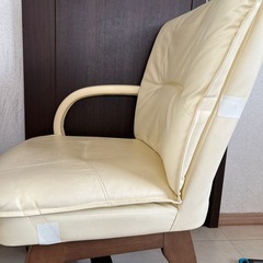 キャスター付きチェア　2脚の画像