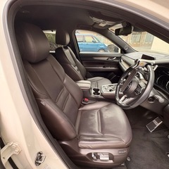 2019年モデル MazdaマツダCX-8 6人乗りの画像