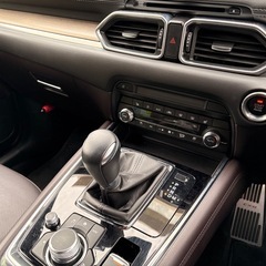 2019年モデル MazdaマツダCX-8 6人乗りの画像