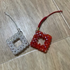 ビーズすストラップの画像