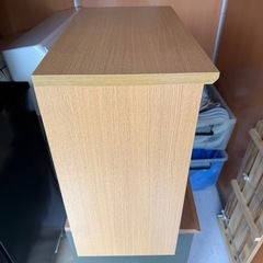 【無料】収納棚 キャビネット 食器棚の画像