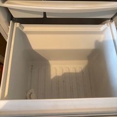 シャープ製冷蔵庫の画像