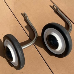 【格安】子供自転車用補助輪　男女兼用^_^の画像