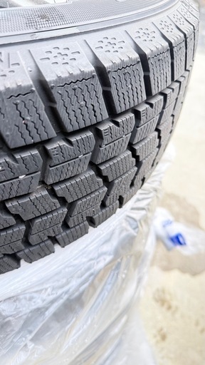【美品】スタッドレスタイヤホイール付き、16インチ（195/65R16）