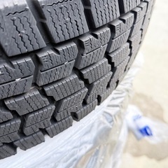 【美品】スタッドレスタイヤホイール付き、16インチ（195/65R16）の画像