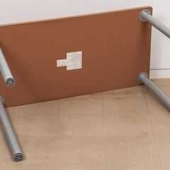 デスク　机の画像