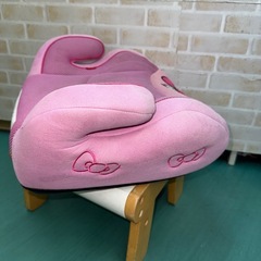 ジュニアシート　ブースターシート　ハローキティ　3才からの画像