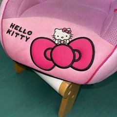 ジュニアシート　ブースターシート　ハローキティ　3才からの画像