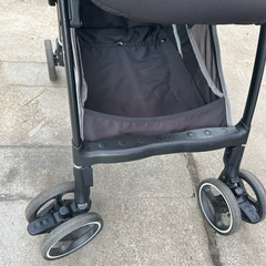 Apricaベビーカーの画像