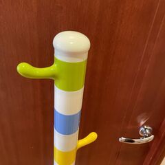 IKEA カラフル 　コートかけ・バックかけ 125cm 1000円の画像