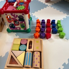 知育玩具　おもちゃ　子供のオモチャ　ベビー用品　パズル　積み木　　の画像