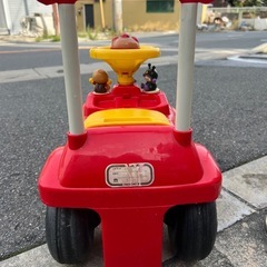 アンパンマン　外遊び用　子供の乗り物の画像