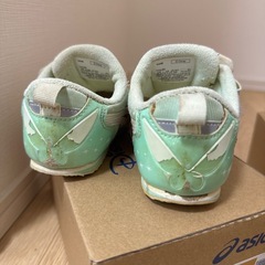 asics ティンカーベルの画像