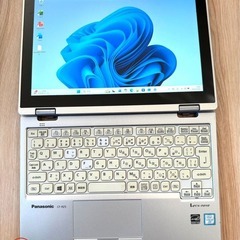 407-8 Office2021搭載！超軽量745ｇ！10.1型回転タブレット！CF-RZ5 メモリ８GB　SSD 256GBの画像