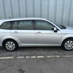 カローラフィールダーハイブリッドの画像